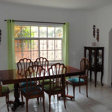 Posada Nativa Miss Nova San Andrés エクステリア 写真