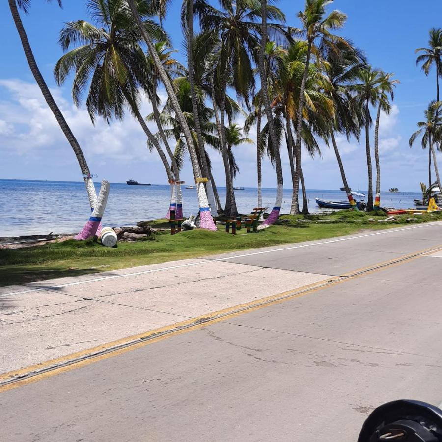 Posada Nativa Miss Nova San Andrés エクステリア 写真