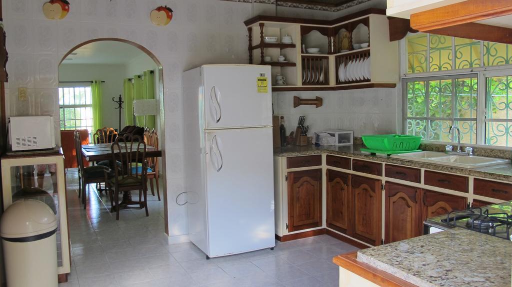 Posada Nativa Miss Nova San Andrés エクステリア 写真